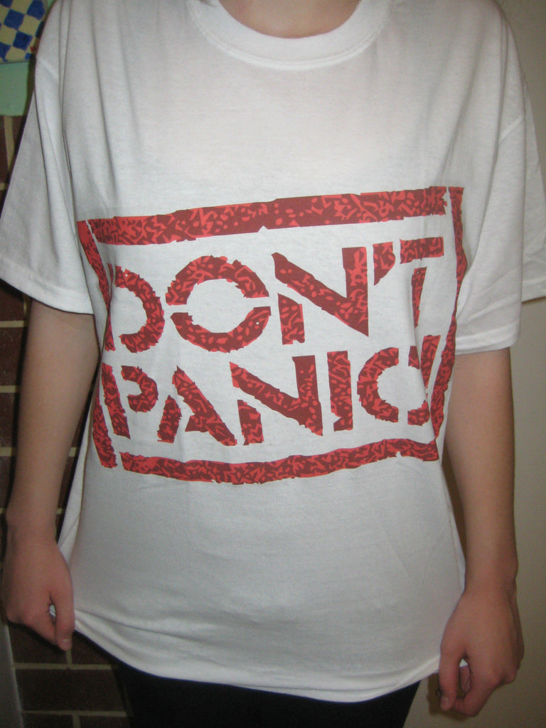 Don't Panic Hitchhikers Guide to the Galaxy HGTG T-shirt