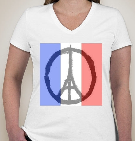 Eiffel Tower Peace Symbol French Flag #ParisAttacks November 13 2015 Terror Attack Solidarity With The Victims V-Neck T-shirt