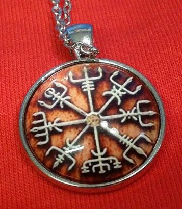 Viking Vegvisir Icelandic Sailor Rough Weather Protection Rusty Brown Medallion Nordic Jewelry Necklace