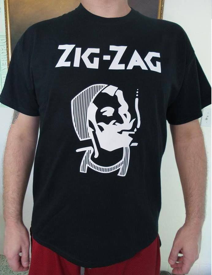Zig Zag Rolling Papers Weed Smokers Marijuana 420 T T-shirt